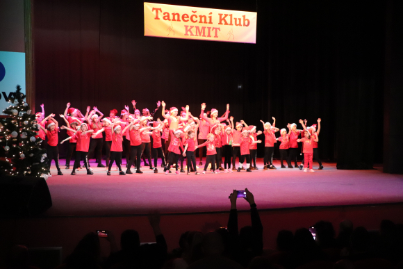 CHRISTMAS SHOW - TK KMIT 