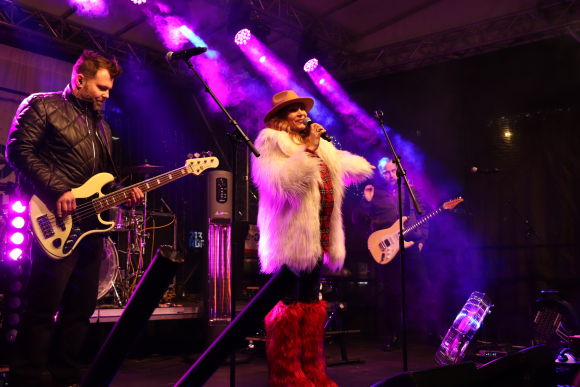 ORLOVSKÉ VÁNOCE - OLGA LOUNOVÁ A KAPELA SLZA 